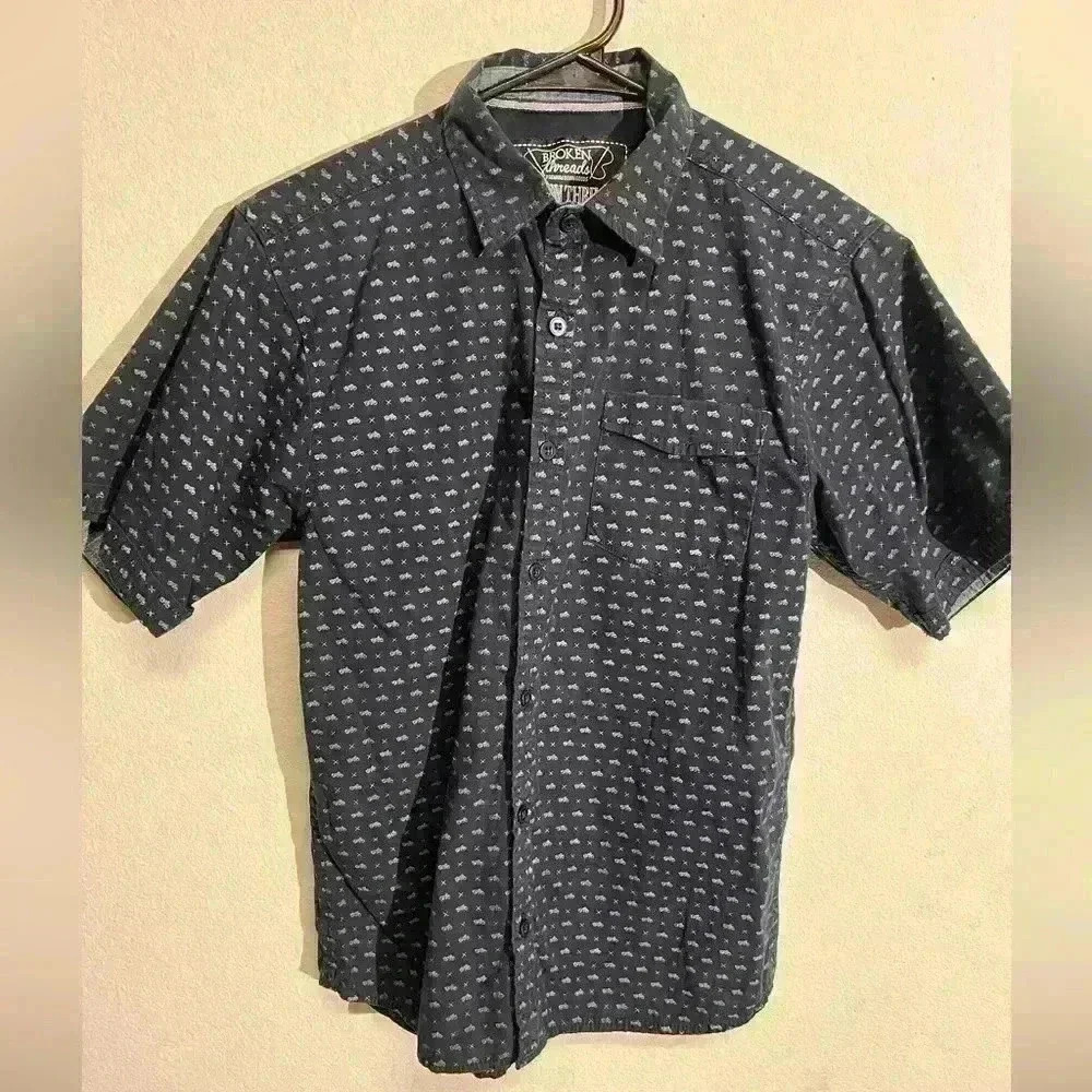 Broken Threads Boys Sewn Style Shirt Size L ‎ Motorcycle Bikes Print All Over